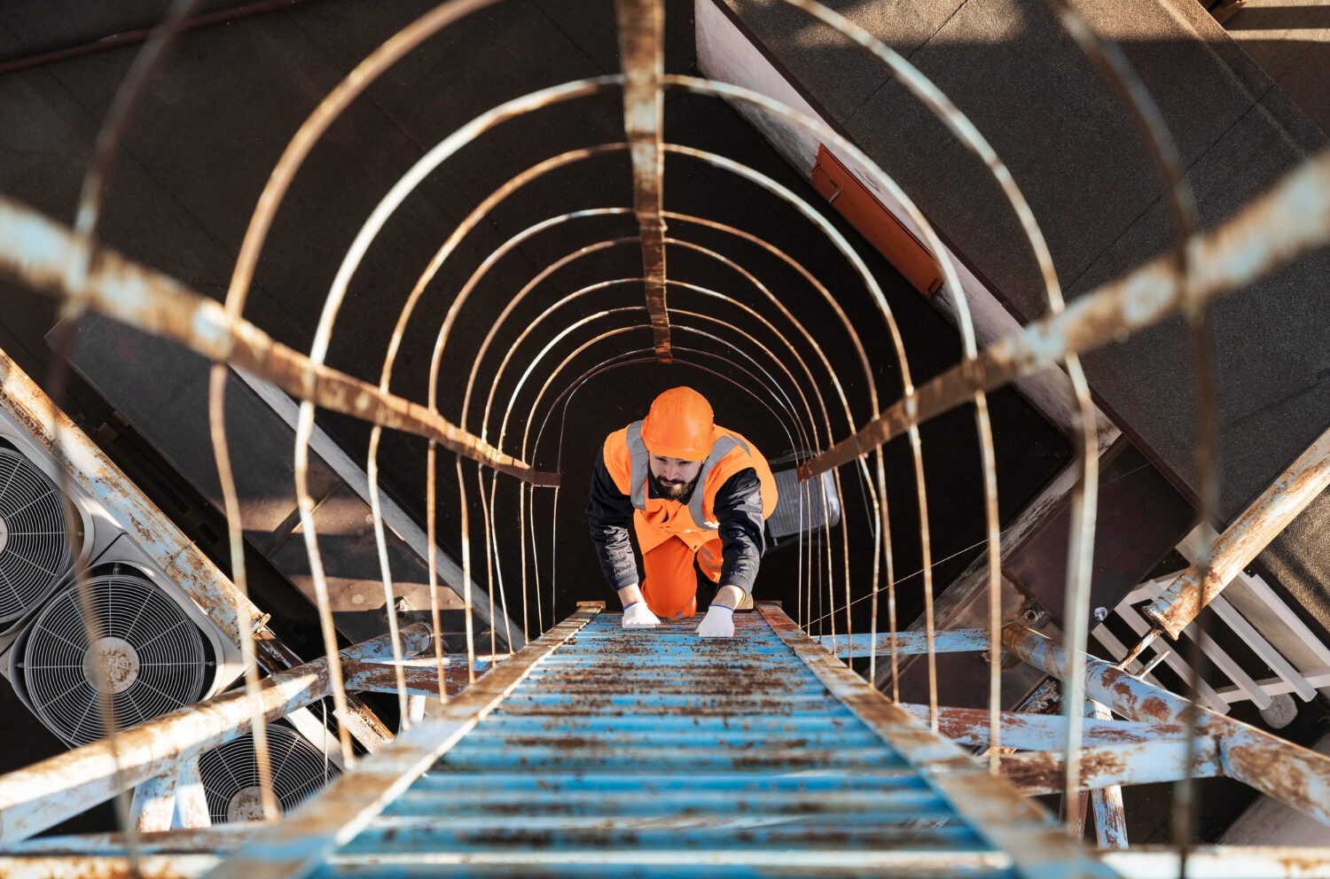 CONFINED SPACE ENTRY (CSE) SAFETY TRAINING