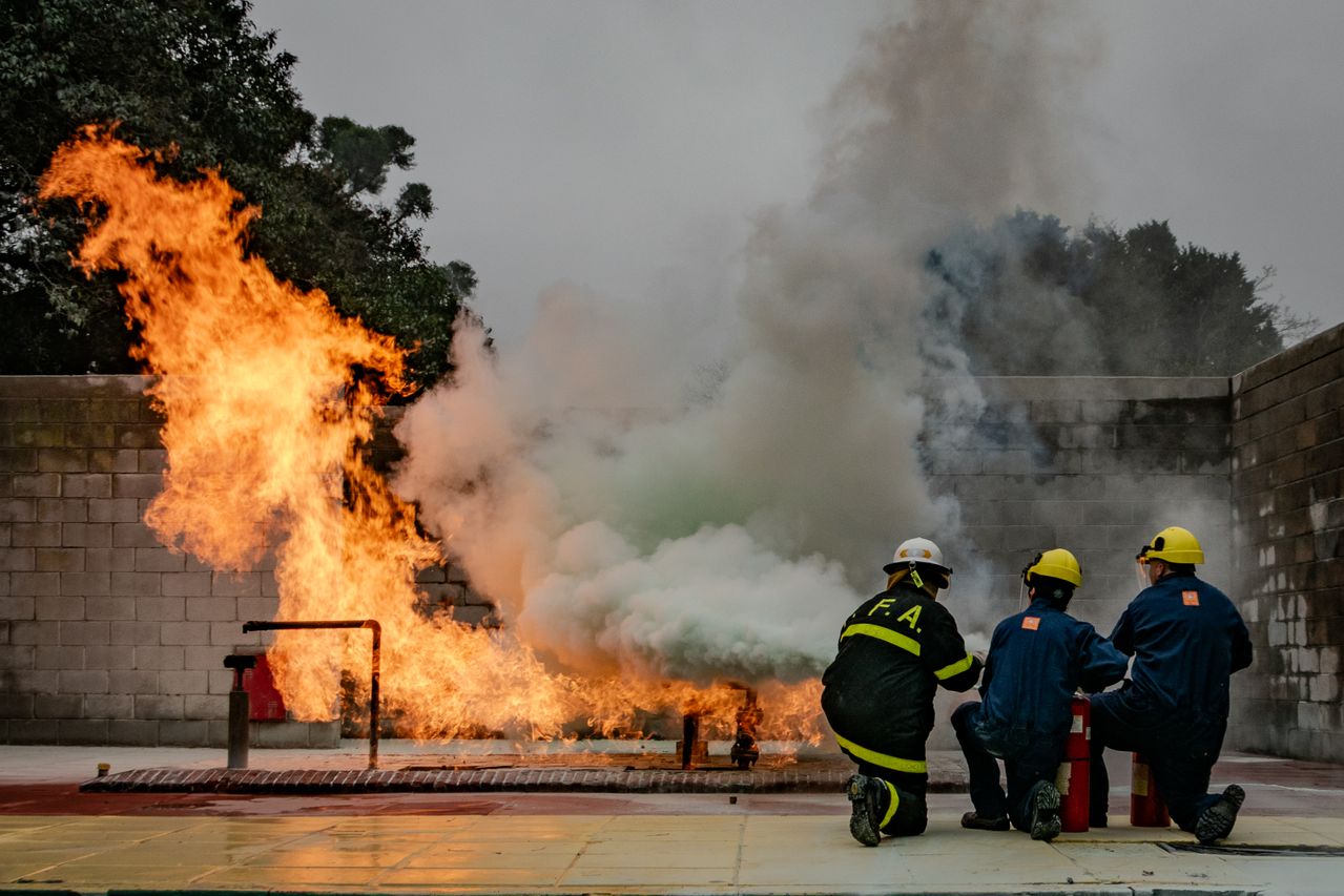 FIRE FIGHTING & FIRE PREVENTION TRAINING